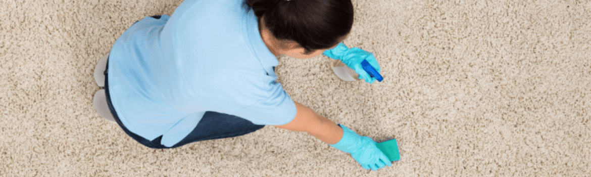 Kaip išvalyti purviną kilimą greitai ir paprastai?